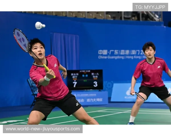 羽毛球双打吵架成网络名场面，场面火爆引发全民热议