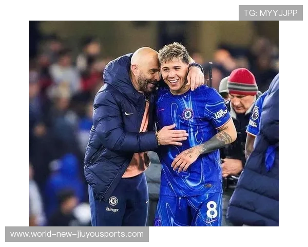 切尔西团队配合密切，整体战术体系成熟，切尔西太强了