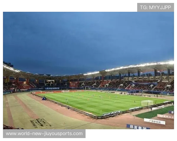 河南队古斯塔沃做墙配合，连续一脚传递推进到禁区